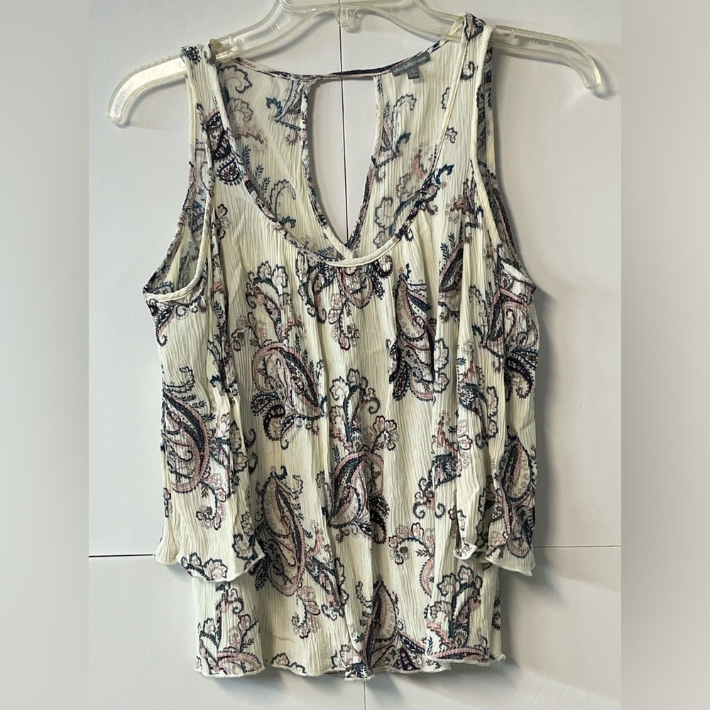 Charlotte Russe Floral Off Shoulder Top. Size Small.